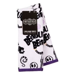 NWT. BEETLEJUICE Two 2 Piece Halloween Towels